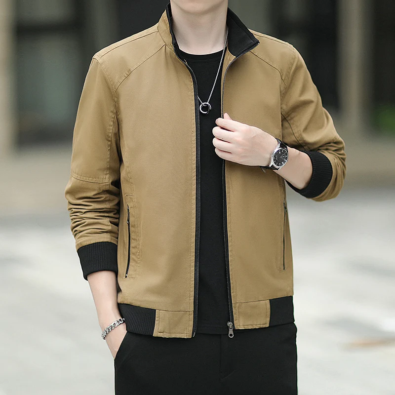 Herren schmal geschnittener Microcanvas‑Bomber mit hohem Stehkragen, verdecktem Reißverschluss und elastischen Rippbündchen Drune