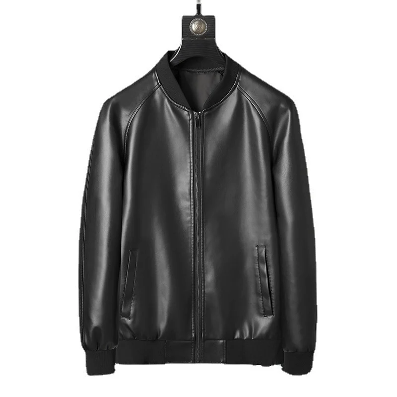 Herren schlanker Kunstleder-Bomber im minimalistischen Aviator‑Look mit geripptem Saum Drune