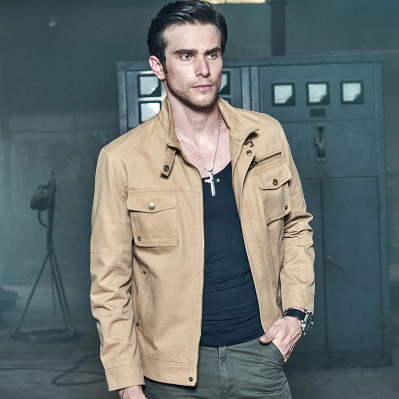 Herren schlanke Canvas-Fieldjacke mit militärischer Taschendetailierung und Stehkragen Drune