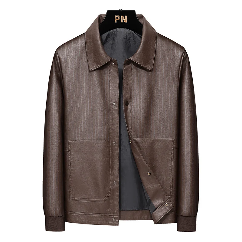 Herren Pinstripe Kunstleder-Truckerjacke mit Druckknopffront und gerippten Bündchen Drune