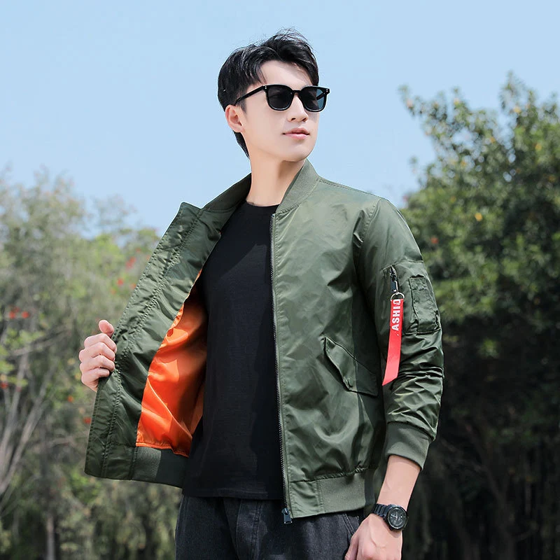 Herren Nylon‑Fliegerblouson mit leuchtendem Innenfutter und Utility‑Ärmeltasche Drune