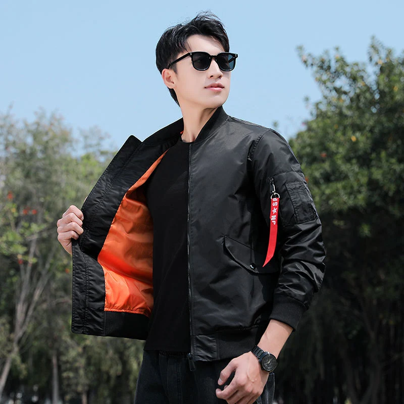 Herren Nylon‑Fliegerblouson mit leuchtendem Innenfutter und Utility‑Ärmeltasche Drune