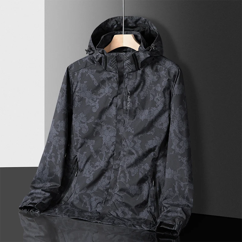 Herren leichter wasserdichter Softshell‑Hoodie mit Kapuze und Tarn‑Hex‑Alloverprint Drune