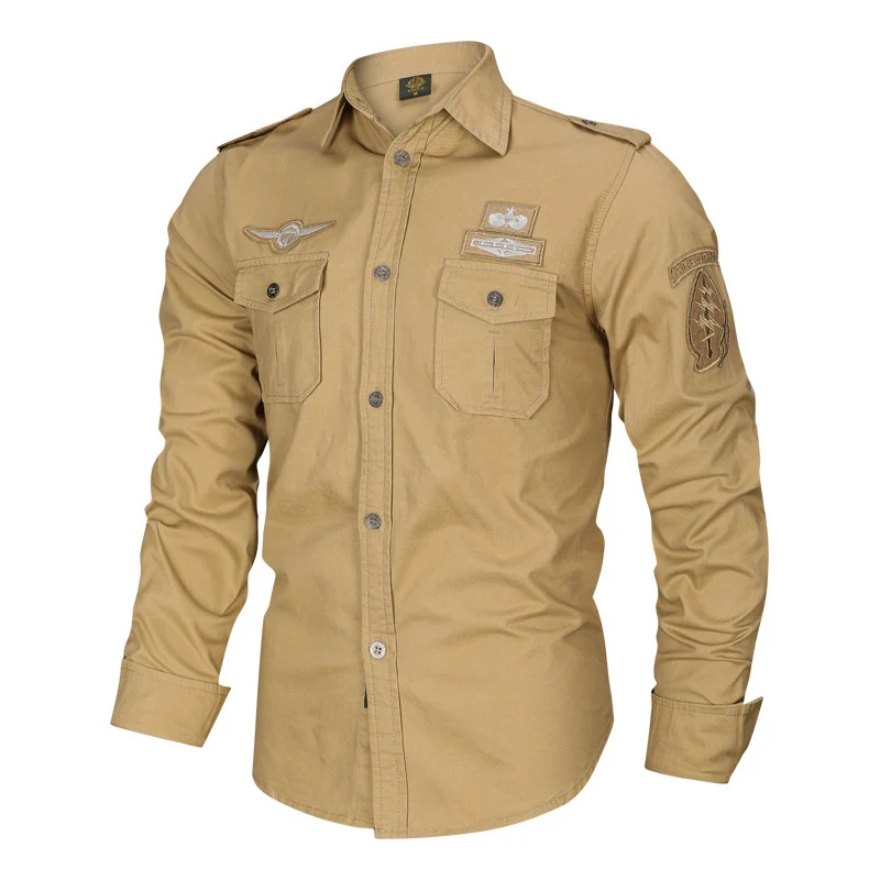 Herren Military-Hemd mit Schulterpatten, aufgesetzten Brusttaschen und Badge-Applikationen Drune