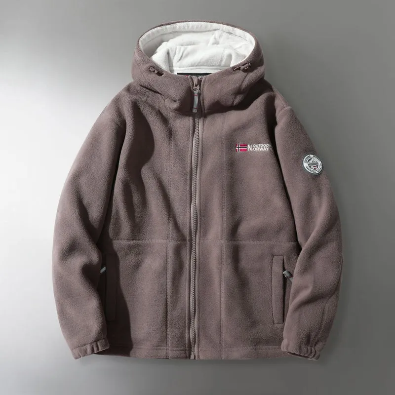 Herren Microfleece-Outdoorjacke mit Kapuze, windabweisender Struktur und Logo-Patch Drune