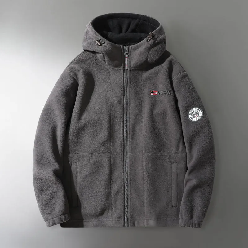 Herren Microfleece-Outdoorjacke mit Kapuze, windabweisender Struktur und Logo-Patch Drune