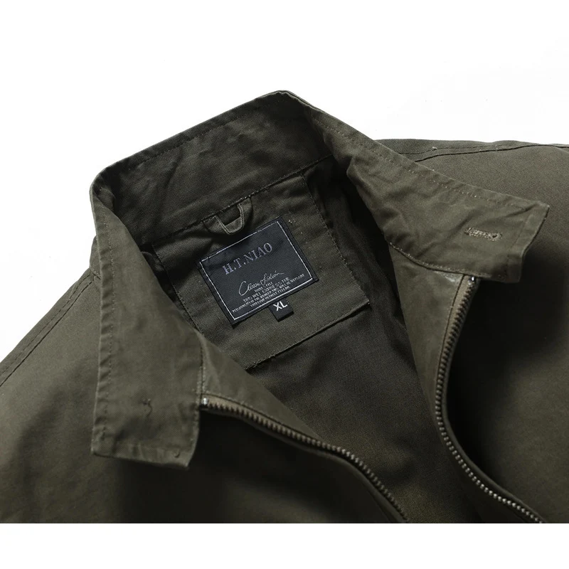 Herren leichter Canvas-Fieldbomber mit Stehkragen, verdecktem Reißverschluss und Pattentaschen Drune