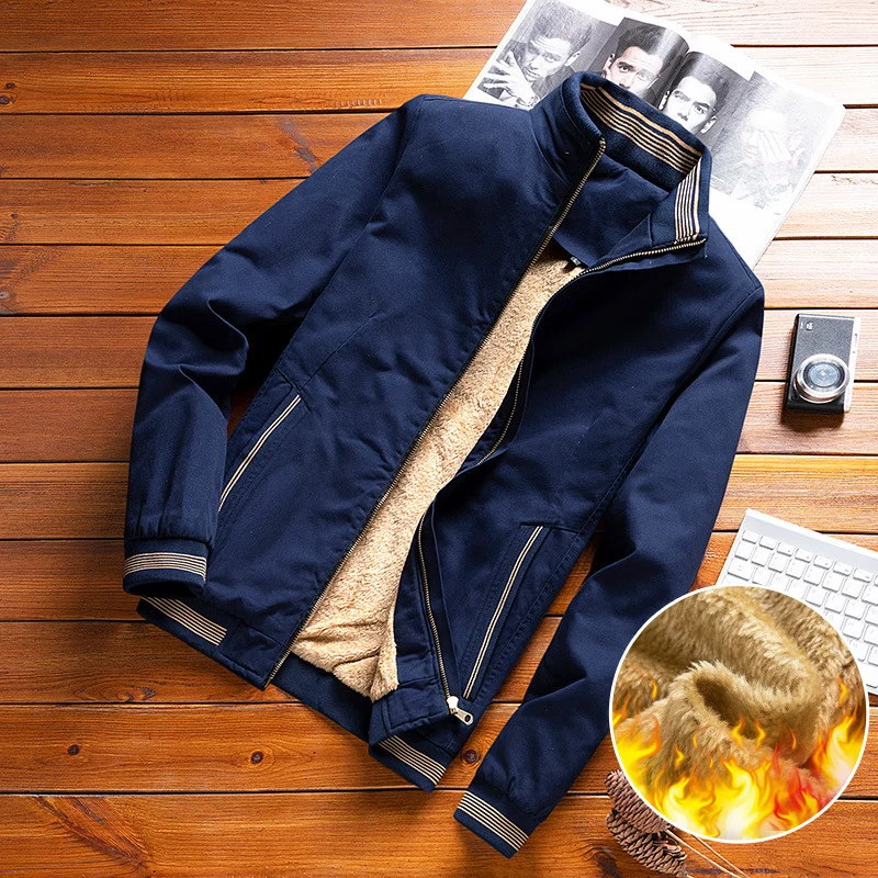 Herren leichter Canvas-Bomber mit gestreiften Rippbündchen, Stehkragen und Reißverschlusstaschen Drune