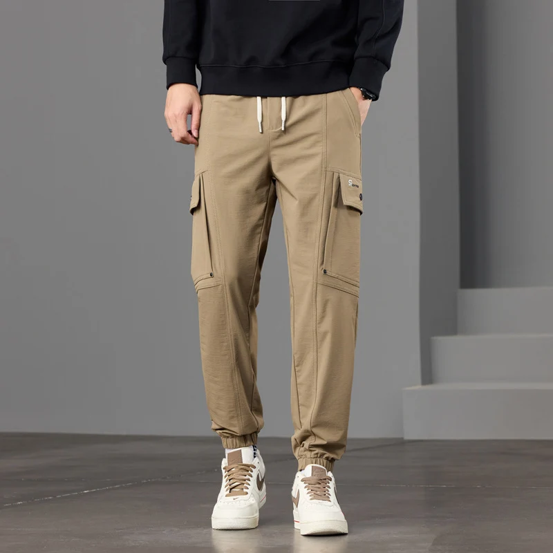 Herren Tapered Cargo-Joggerhose mit Knieeinsatz, Tunnelzugbund und Klappentaschen Drune