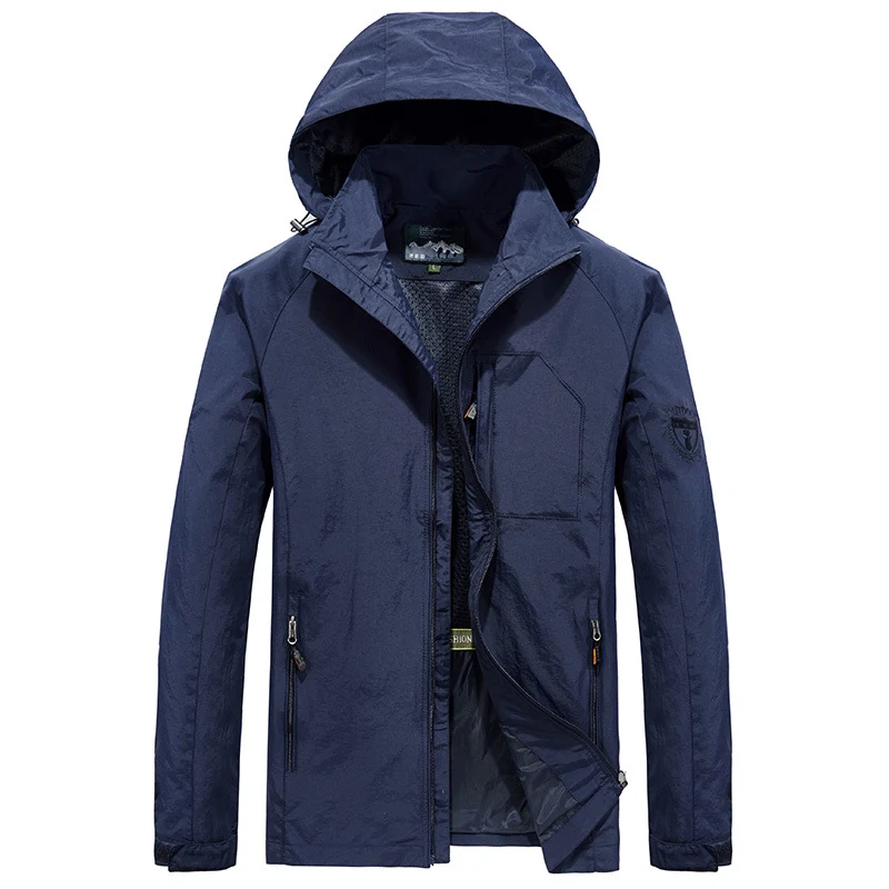Herren Leichte Softshell-Outdoorjacke mit Kapuze, atmungsaktivem Meshfutter und Reißverschlussbrusttasche Drune