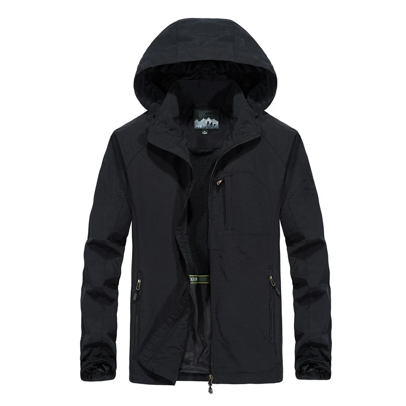 Herren Leichte Softshell-Outdoorjacke mit Kapuze, atmungsaktivem Meshfutter und Reißverschlussbrusttasche Drune