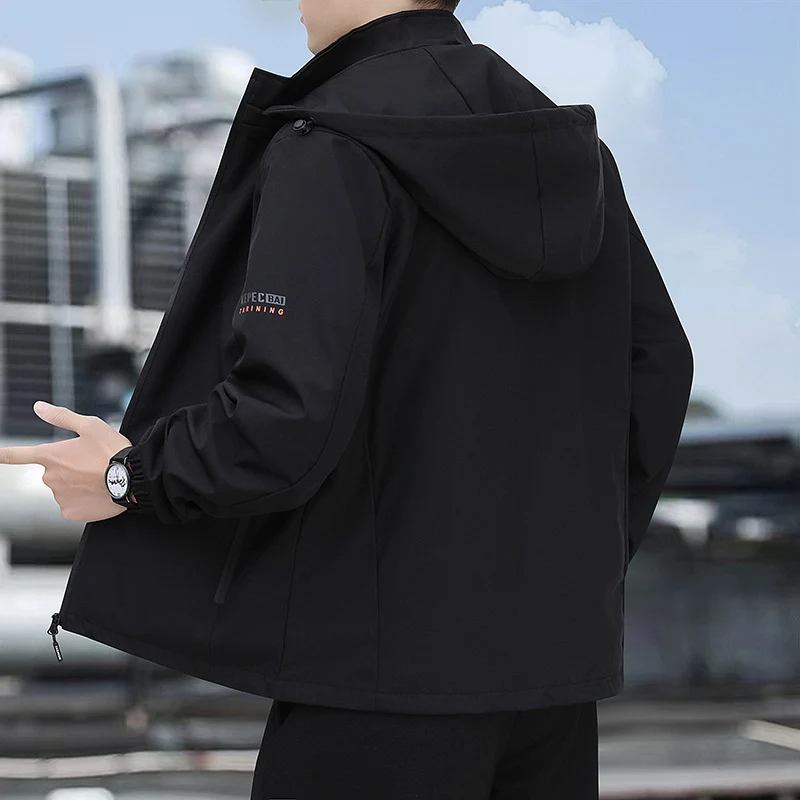 Herren leichte Softshell-Kapuzenjacke mit winddichter Membran, Reißverschluss‑Taschen und elastischen Bündchen Drune
