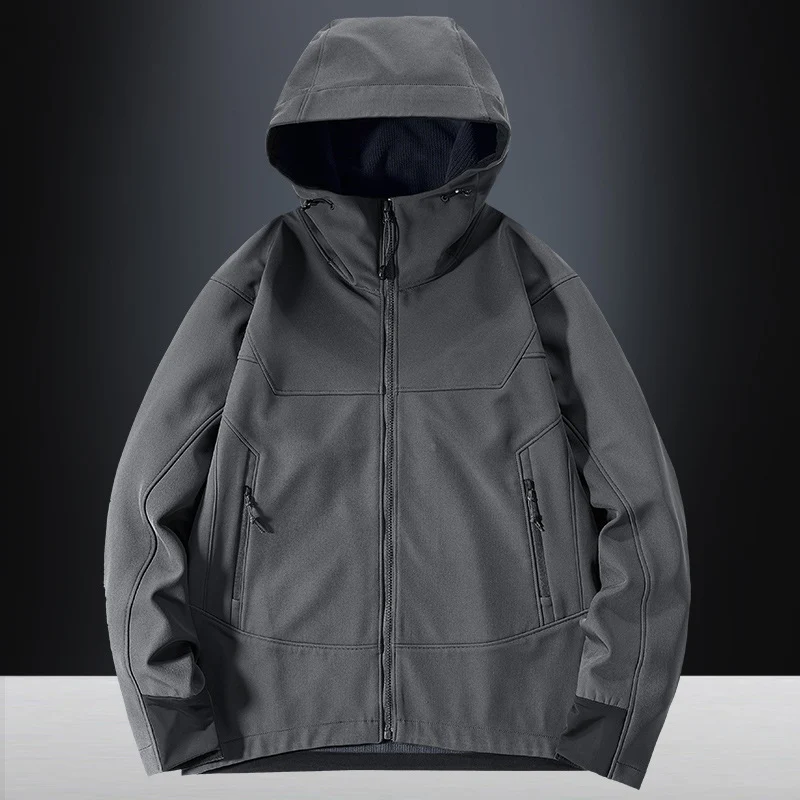 Herren leichte Softshell-Funktionsjacke mit Kapuze, winddichter Membran und ergonomischem Schnitt Drune
