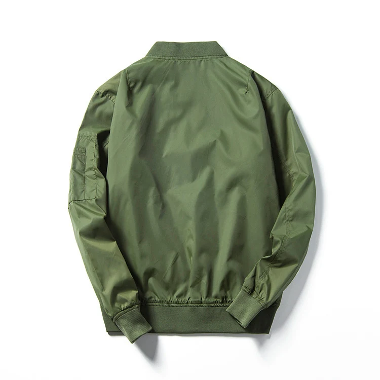 Herren leichte Nylon-Bomberjacke im Aviator‑Stil mit Ärmeltasche, Stehkragen und gerippten Bündchen Drune