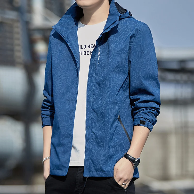 Herren leichte Kapuzen-Windjacke mit floralem Alloverprint, wasserabweisender Shell und elastischen Bündchen Drune