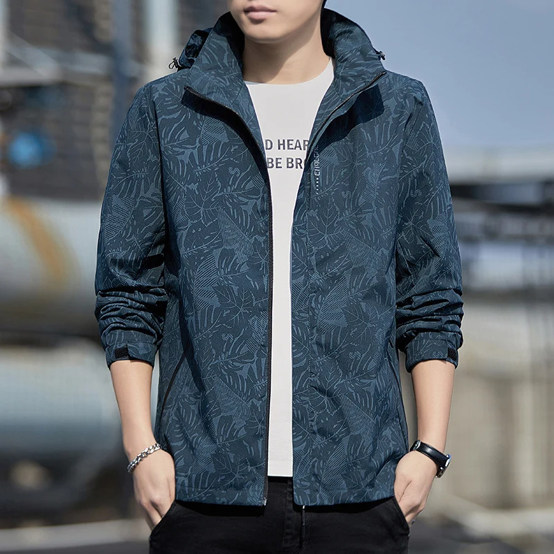 Herren leichte Kapuzen-Windjacke mit floralem Alloverprint, wasserabweisender Shell und elastischen Bündchen Drune