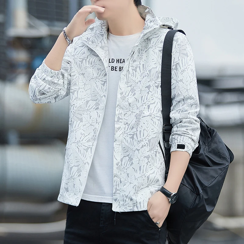 Herren leichte Kapuzen-Windjacke mit floralem Alloverprint, wasserabweisender Shell und elastischen Bündchen Drune