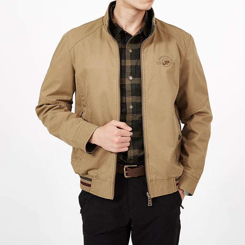 Herren leichte Canvas-Übergangsjacke mit gesteppter Schulterpasse und Reißverschluss Drune