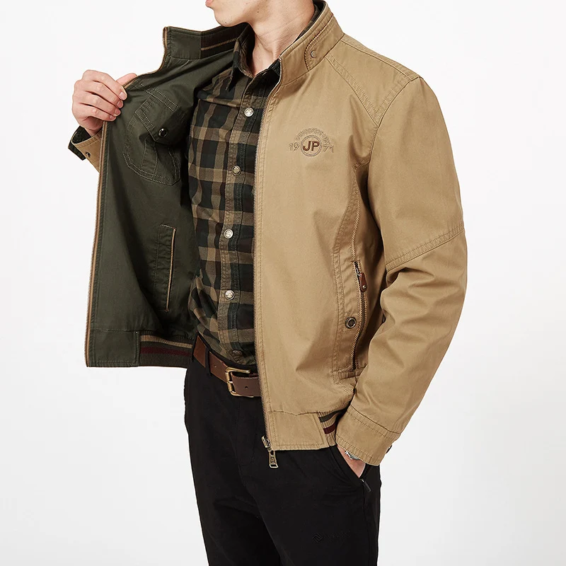 Herren leichte Canvas-Übergangsjacke mit gesteppter Schulterpasse und Reißverschluss Drune
