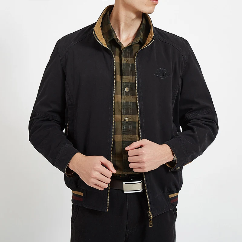Herren leichte Canvas-Übergangsjacke mit gesteppter Schulterpasse und Reißverschluss Drune