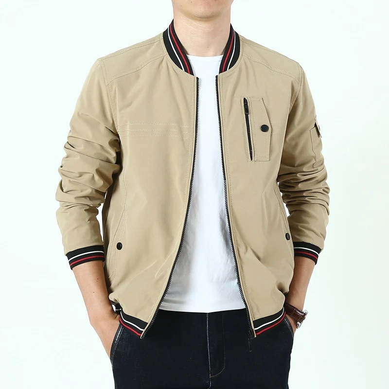 Herren Leichter Bomberblouson im Retro‑Sportstil mit geripptem Kragen und Reißverschluss‑Taschendetail Drune