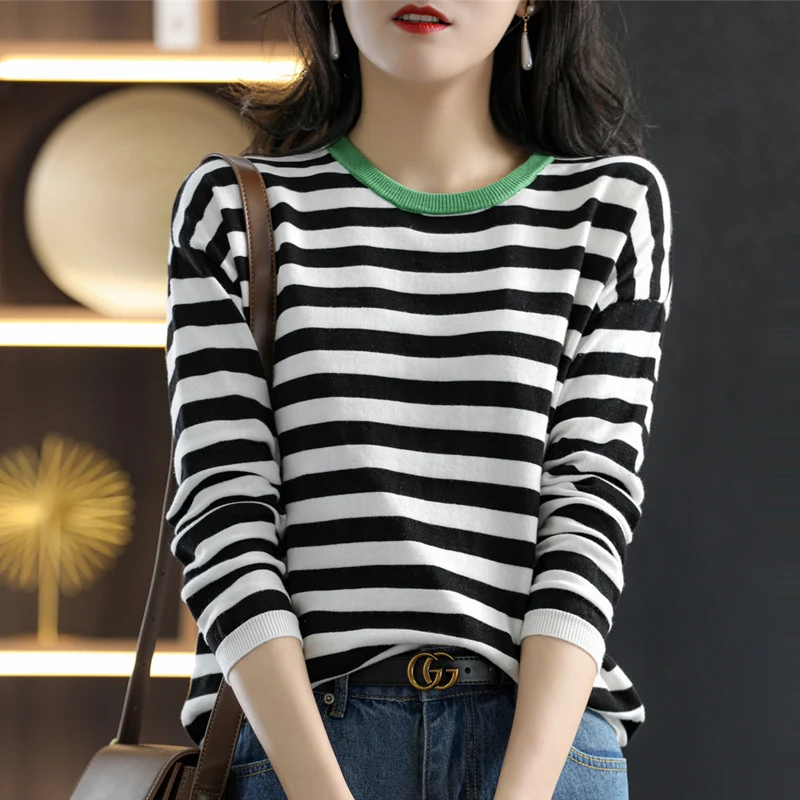 Damen Maritim-inspiriertes gestreiftes Feinstrick-Shirt mit weitem Boot-Ausschnitt und Kontrastkante Drune