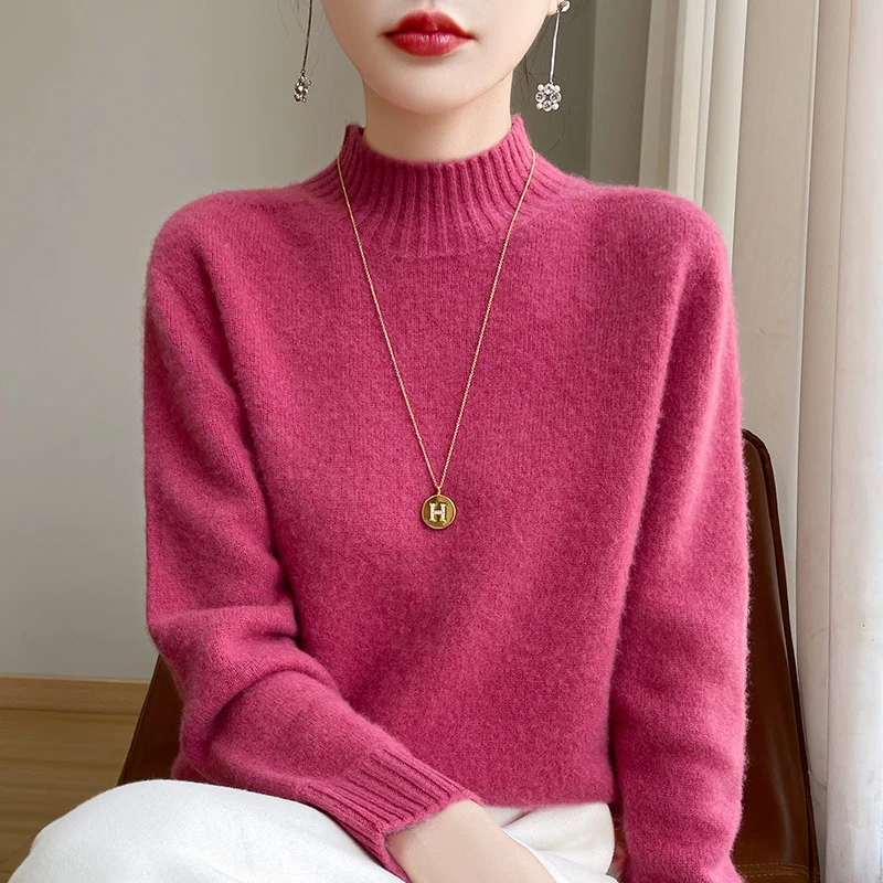 Damen Luxusweicher Midweight-Mockneckpullover aus Angora‑Optik mit feiner Rippe und entspannter Silhouette Drune