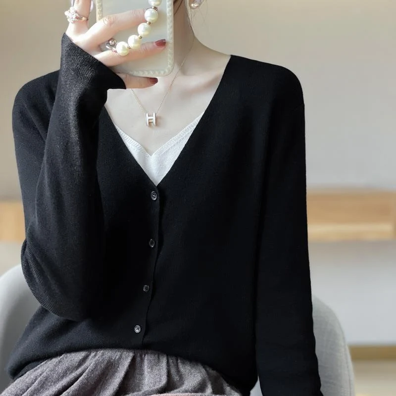 Damen Leichter V‑Ausschnitt‑Cardigan mit kastiger Silhouette und Kaschmir‑Optik Drune