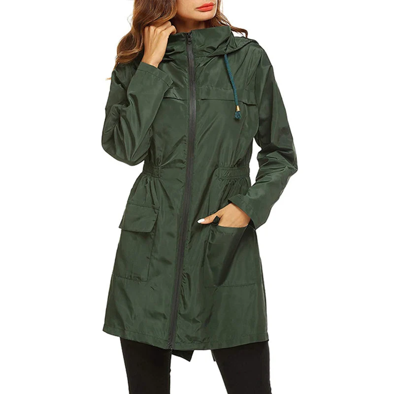 Elizabeth | Lightweight and Packable Water-Repellent Rain Jacket with Fitted Waist