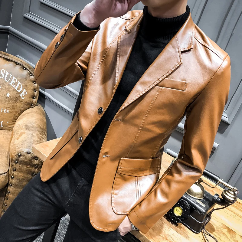Herren Kunstleder-Sakko im Slim-Fit mit Brustleistentasche und aufgesetzten Pattentaschen Drune