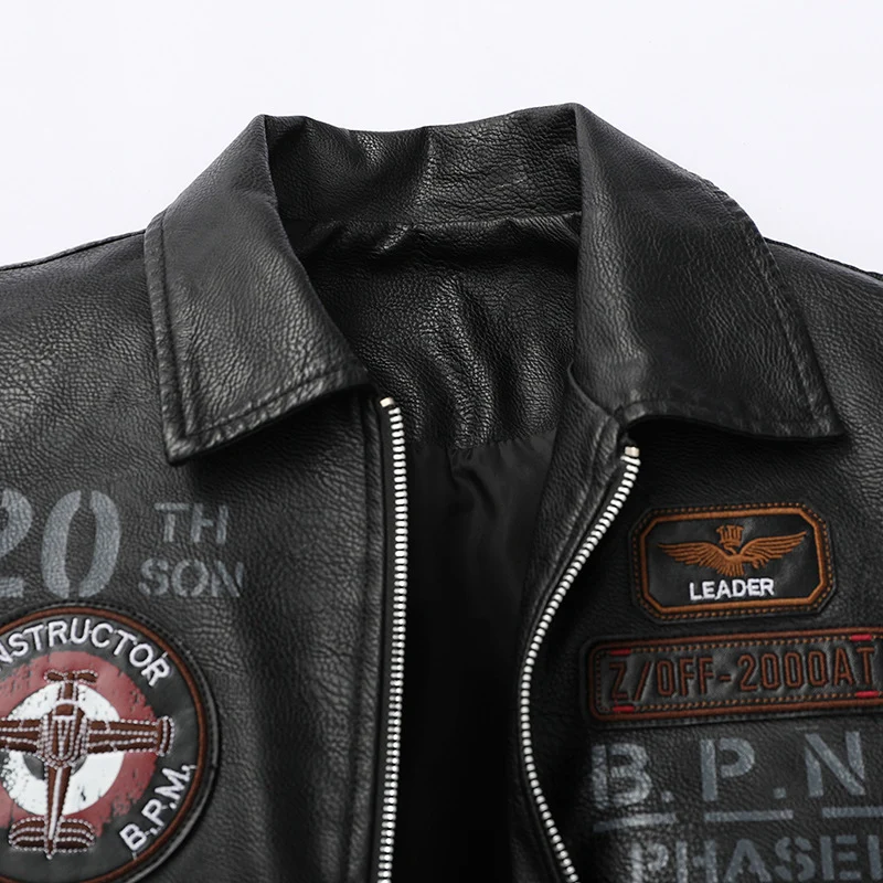 Herren Kunstleder-Pilotenblouson im Aviator-Stil mit Emblem-Patches und verdecktem Zweiwege-Reißverschluss Drune