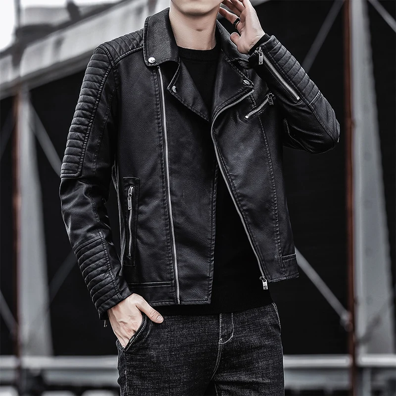 Herren Kunstleder-Bikerjacke mit gesteppter Ärmelpasse, asymmetrischem Reißverschluss und Metallzipper Drune