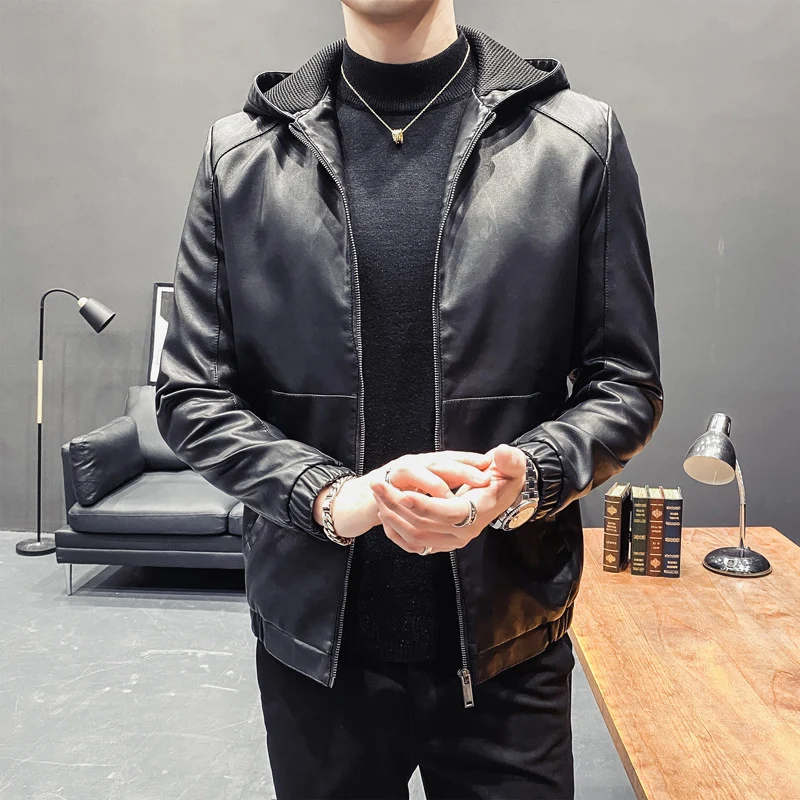 Herren Lederimitat-Kapuzenblouson mit Mesh-Innenkapuze, schmaler Silhouette und durchgehendem Reißverschluss Drune