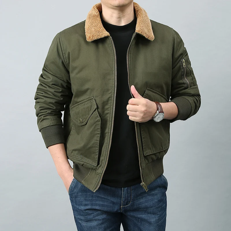 Herren Kurzschnitt Bomberjacke im Pilotenstil mit Teddykragen, Utility‑Taschen und gerippten Bündchen Drune