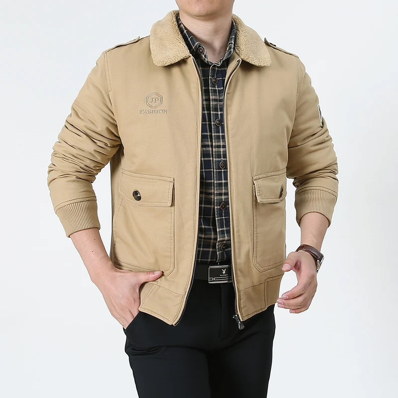 Herren Kurzjacke im Pilotenstil mit Sherpa-Kragen, Pattentaschen und Reißverschluss Drune