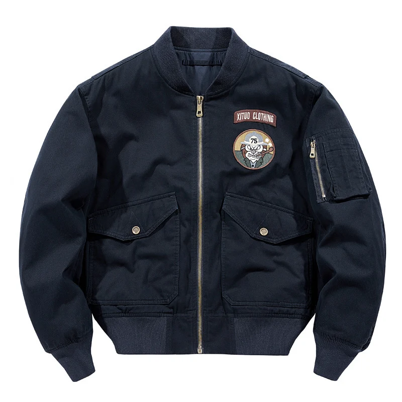 Herren Kurzgeschnittener Piloten-Bomber mit Utility-Taschen und gestickten Patches Drune