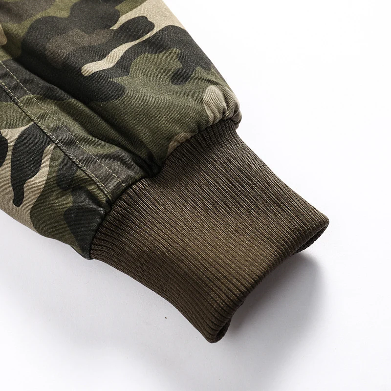 Herren Kapuzen-Camouflage-Fieldjacke mit Teddyfutter, Mehrfach-Taschen und Rippbündchen Drune
