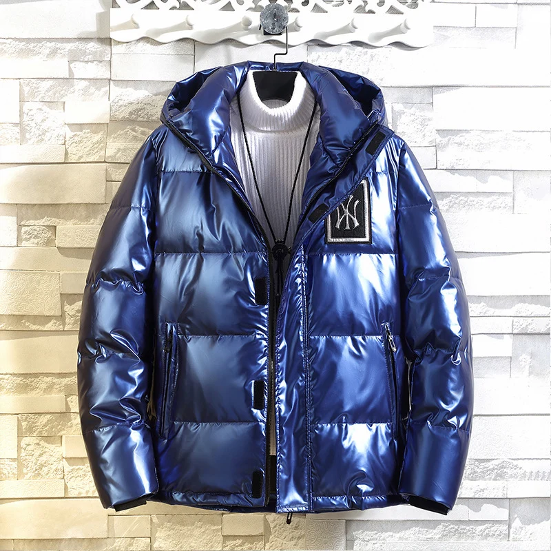 Herren glänzende Metallic Steppjacke mit Kapuze, winddichter Oberfläche und sportivem Utility Design Drune