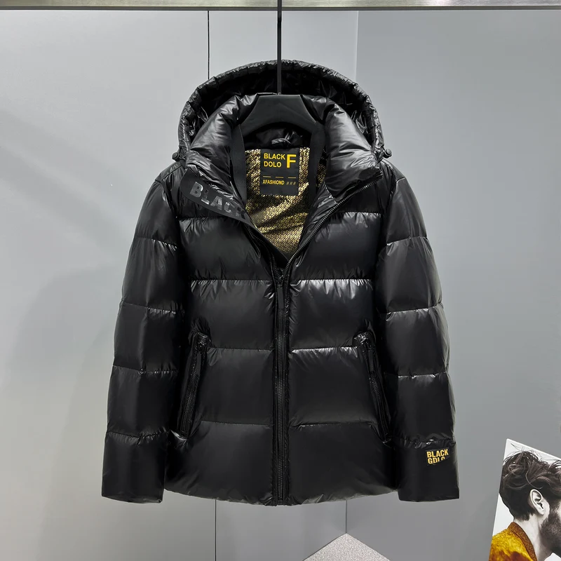Herren glänzende gesteppte Daunenjacke mit Kapuze und hohem Kragen Drune