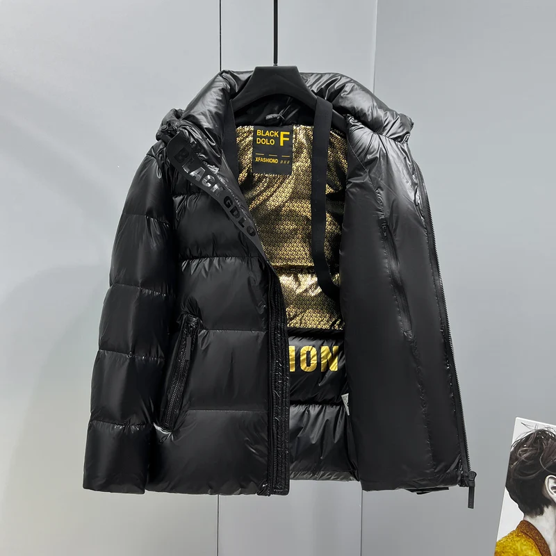 Herren glänzende gesteppte Daunenjacke mit Kapuze und hohem Kragen Drune