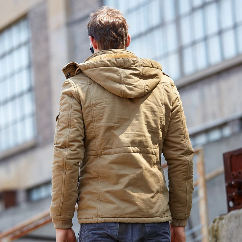 Herren Fieldjacke im Urban-Utility‑Stil mit Kapuze, Pattentaschen und Tunnelzug-Taille Drune