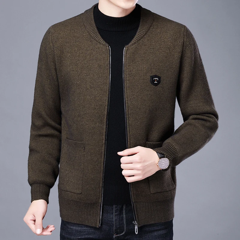 Herren Feinstrick-Cardigan mit durchgehendem Reißverschluss, Brustemblem und aufgesetzten Taschen Drune