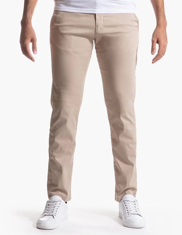 Herren Enganliegende Stretch-Chinohose mit tapered Bein und elastischem Saum Drune