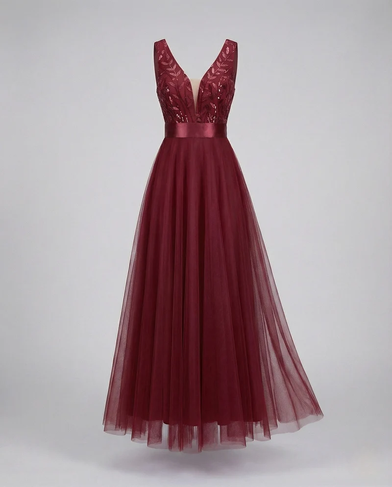 Abendkleid lang aus Tüll mit Stickerei
