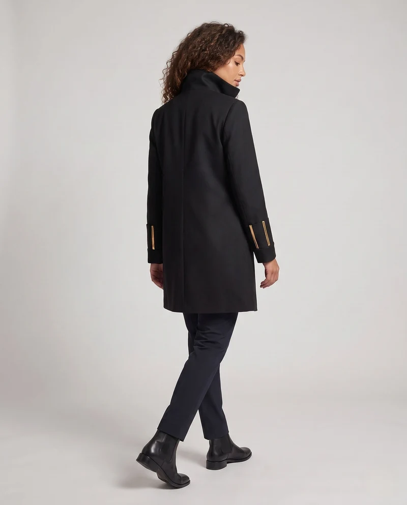 Damen elegante Frack mit goldenen Verzierungen Drune