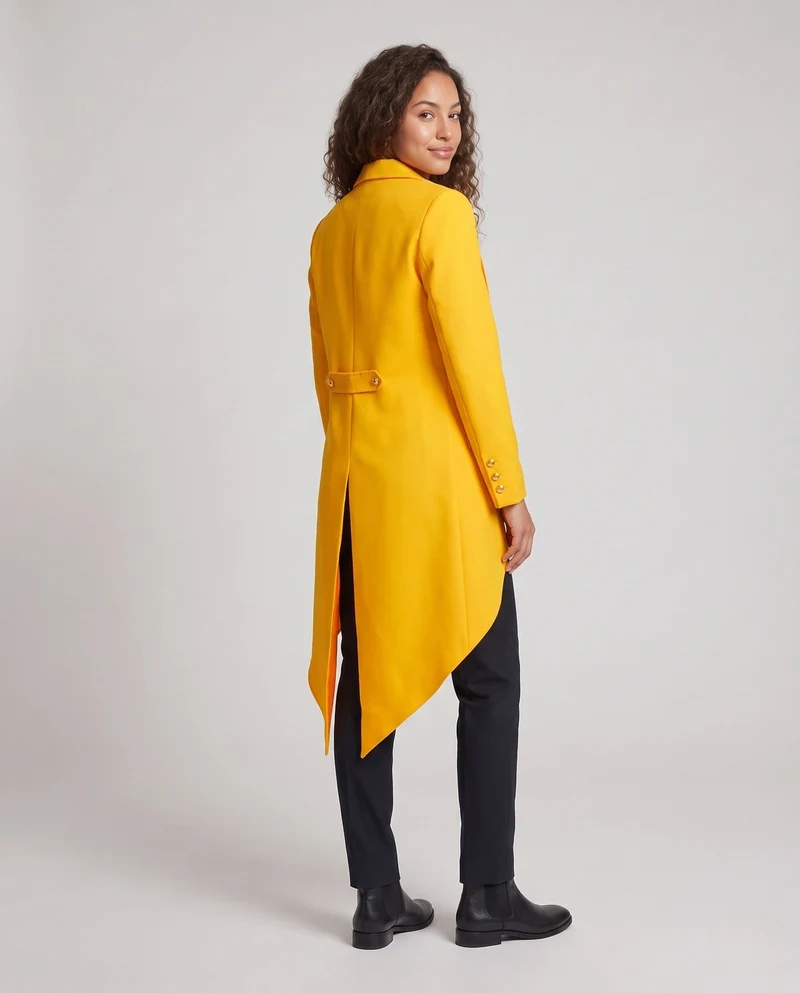 Damen elegante Frackjacke mit asymmetrischem Saum und goldenen Akzenten Drune