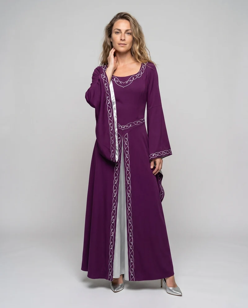 Elegantes, bodenlanges Kleid für Damen mit weiten Ärmeln und aufwendigen Verzierungen Drune