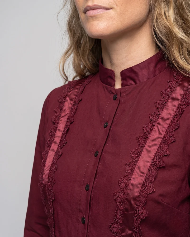 Frauen Elegante Maxi Kleid mit Floral Spitze Verzierungen und Maßgeschneidert Schnitt Drune