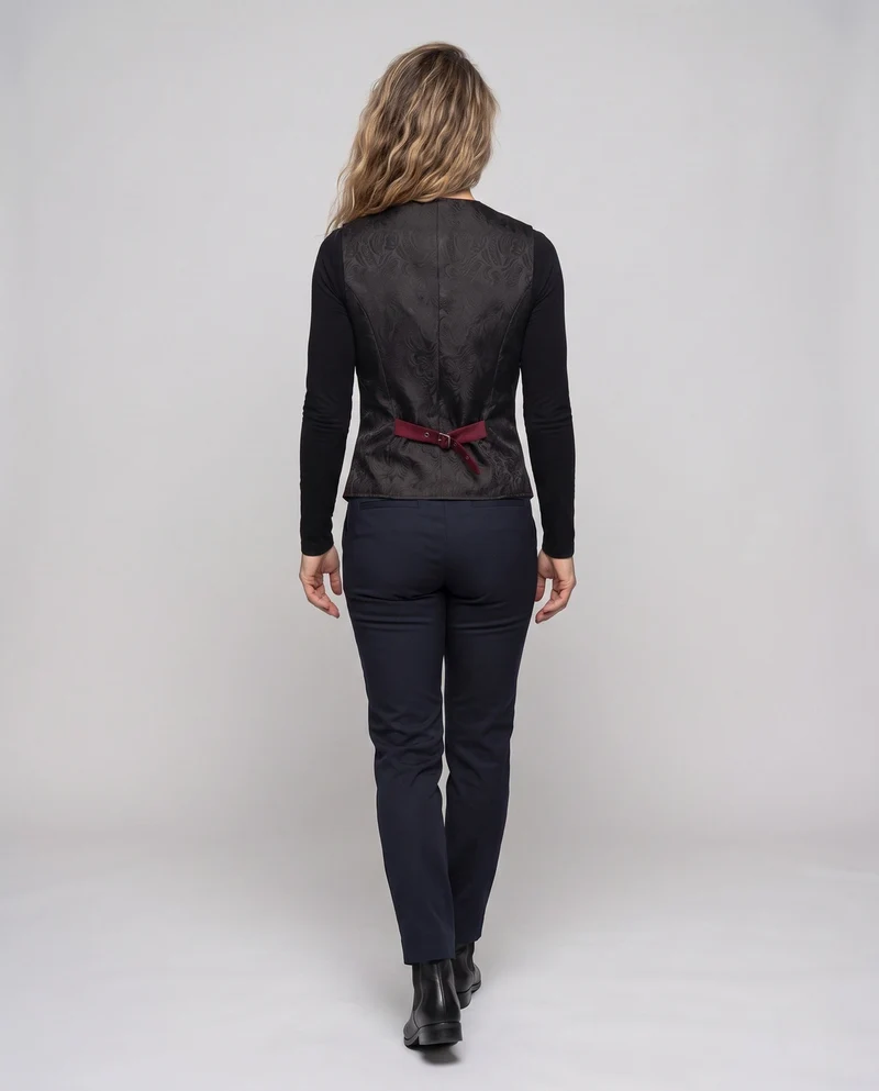 Damen historische gesteppte Jacke mit kunstvollen Knöpfen und elegantem Umhang Drune