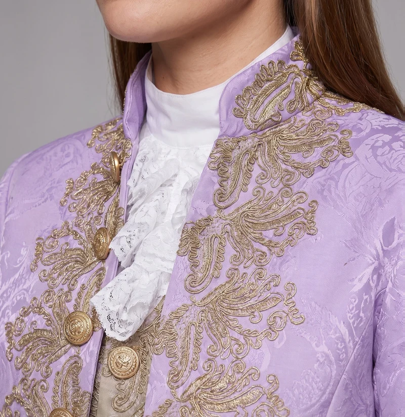 Damen historische Kostümset mit elegantem Jacquardmuster und aufwendigen Verzierungen Drune
